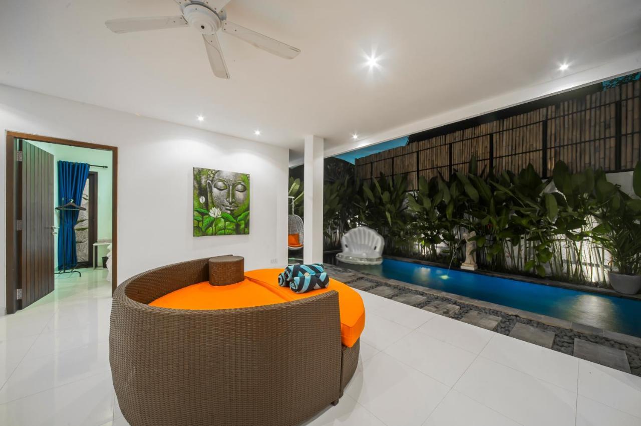 Villa Pearl Seminyak エクステリア 写真