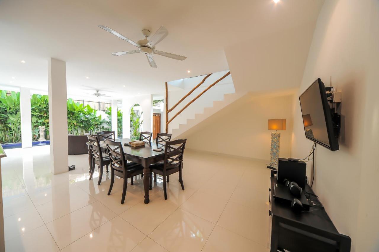 Villa Pearl Seminyak エクステリア 写真
