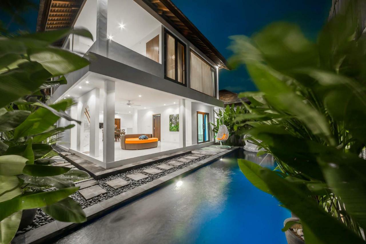 Villa Pearl Seminyak エクステリア 写真