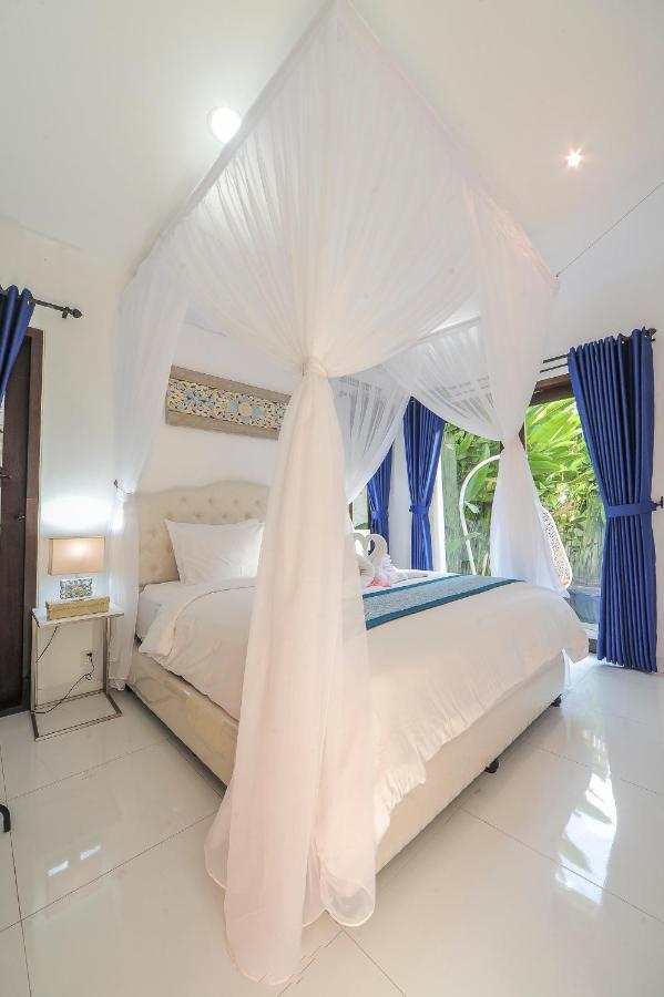 Villa Pearl Seminyak エクステリア 写真